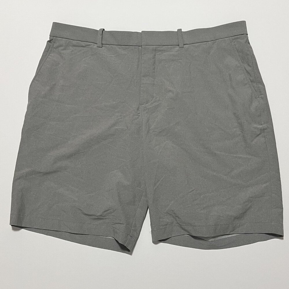 Nike Dri-Fit Shorts Casual Golf Preppy Stretch Comfy Gray Men's size 42